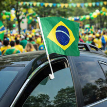 Carregar imagem no visualizador da galeria, Bandeira do Brasil para Vidro de Carro – Edição Especial Torcedor Max Renovação
